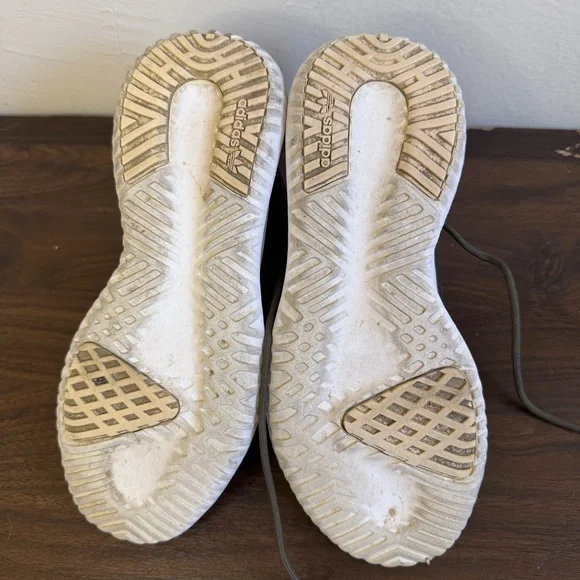 Adidas Originals Tubular Shadow "Trace Cargo" - Minimalist Streetwear Sneakers - Picture 6 of 7